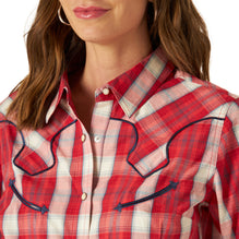 Wrangler Retro Women's Americana Red Bandana Western Snap Shirt M